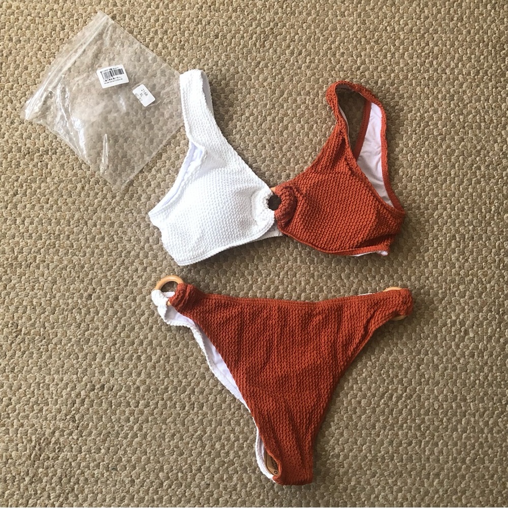 NWOT Crochet Color Block Bikini XL